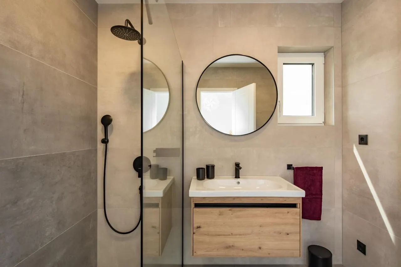 Apartment Krk With Jacuzzi Krk Town