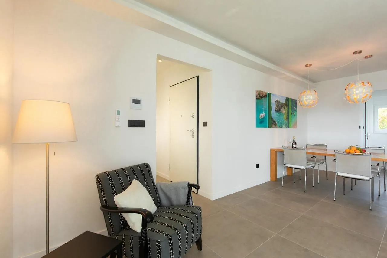 Apartment Krk With Jacuzzi Krk Town